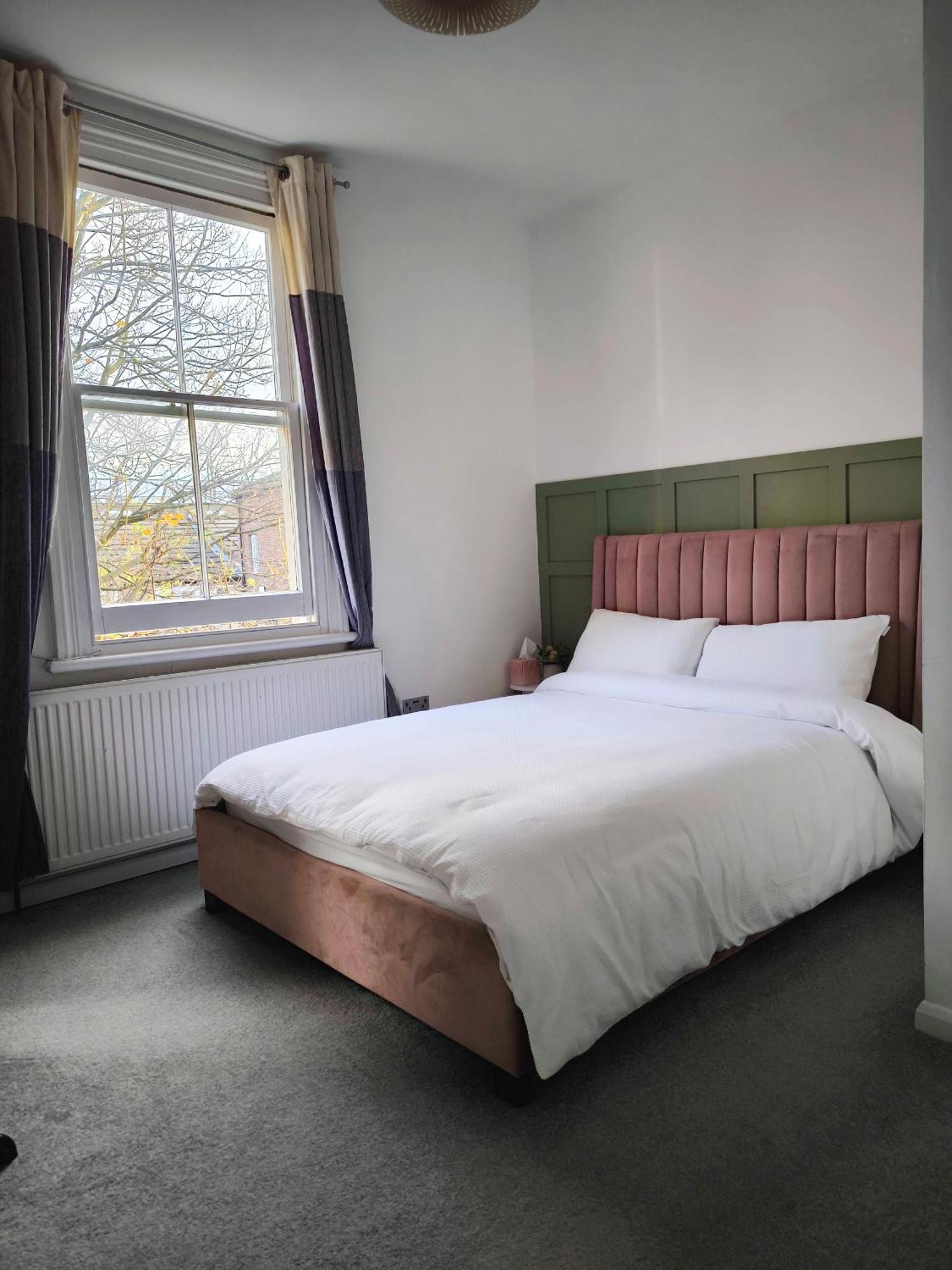 Cosy Studio In Kensington Olympia Londra Esterno foto